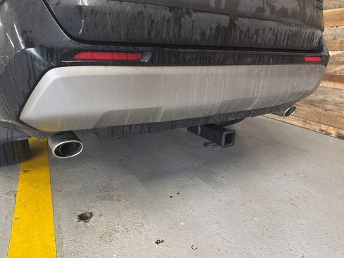 Used 2024 Toyota RAV4 XSE w/ Weather Package image 7