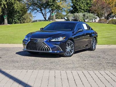 Certified 2025 Lexus ES 350 w/ Premium Package
