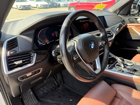 Used 2023 BMW X5 xDrive40i w/ Luxury Seating Package AWD/4WD image 18