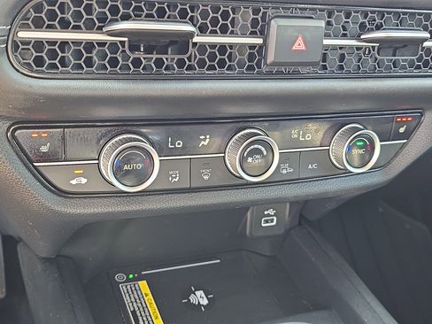 Used 2023 Honda HR-V EX-L image 26