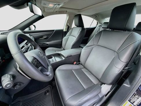 Used 2023 Lexus ES 350 w/ Premium Package FWD image 11