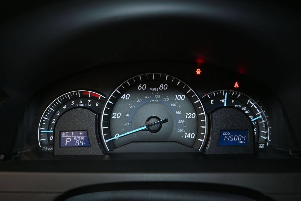 Used 2012 Toyota Camry XLE FWD image 14