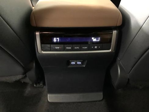 Used 2024 Lexus GX 550 w/ Cold Area Package AWD/4WD image 36