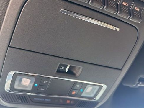 Used 2024 Ford F350 Lariat image 15