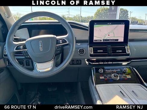 Used 2020 Lincoln Navigator Black Label AWD/4WD image 25