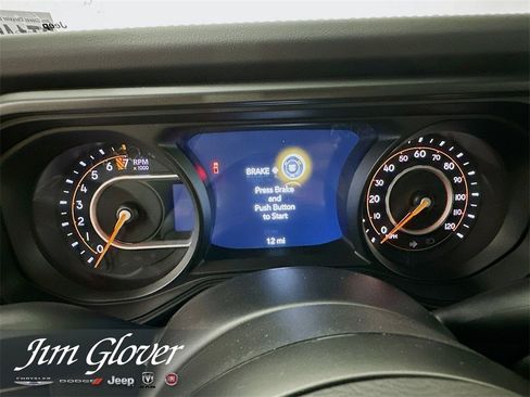 New 2025 Jeep Gladiator Mojave w/ Safety Group image 27