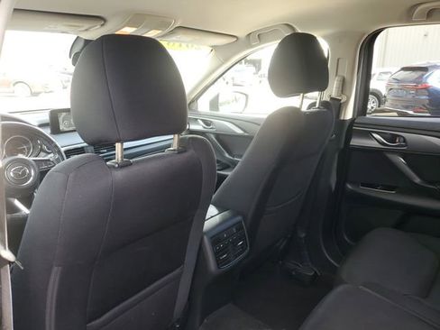 Used 2018 MAZDA CX-9 Sport image 12