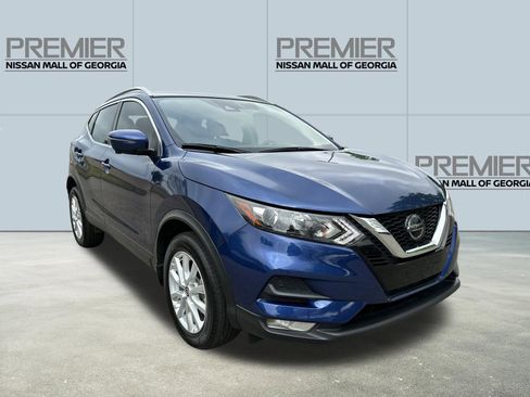Used 2022 Nissan Rogue Sport SV w/ Technology Package image 3