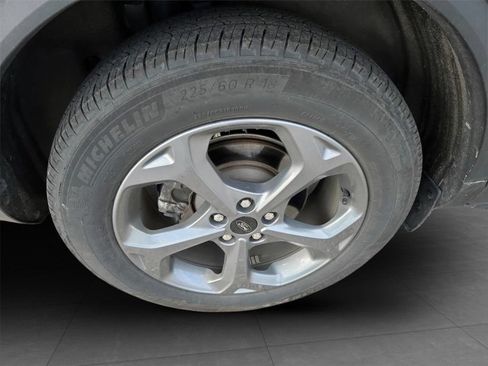 Used 2025 Ford Escape ST-Line AWD/4WD image 33