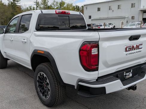 New 2026 GMC Canyon AT4 w/ Technology Plus Package AWD/4WD image 9