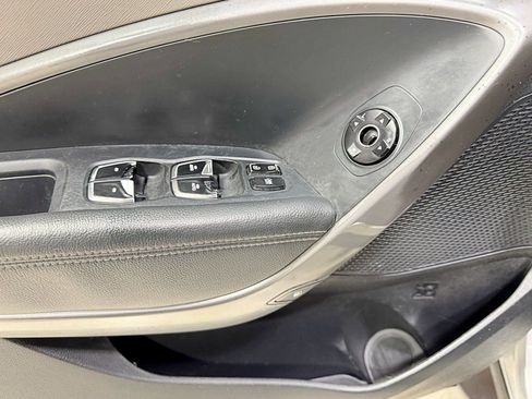 Used 2017 Hyundai Santa Fe SE image 30