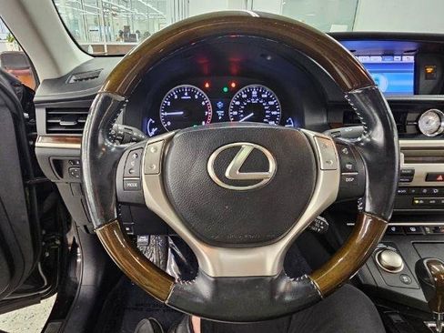 Used 2013 Lexus ES 350 w/ Ultra Luxury Pkg FWD image 10