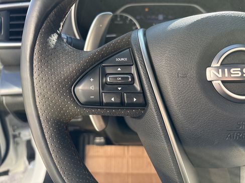 Used 2023 Nissan Maxima SR w/ Sport Mat Group image 19