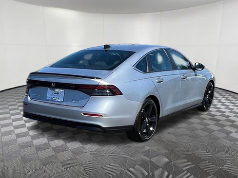 Used 2024 Honda Accord Sport image 6