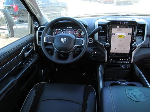 Used 2024 RAM 3500 Laramie image 12