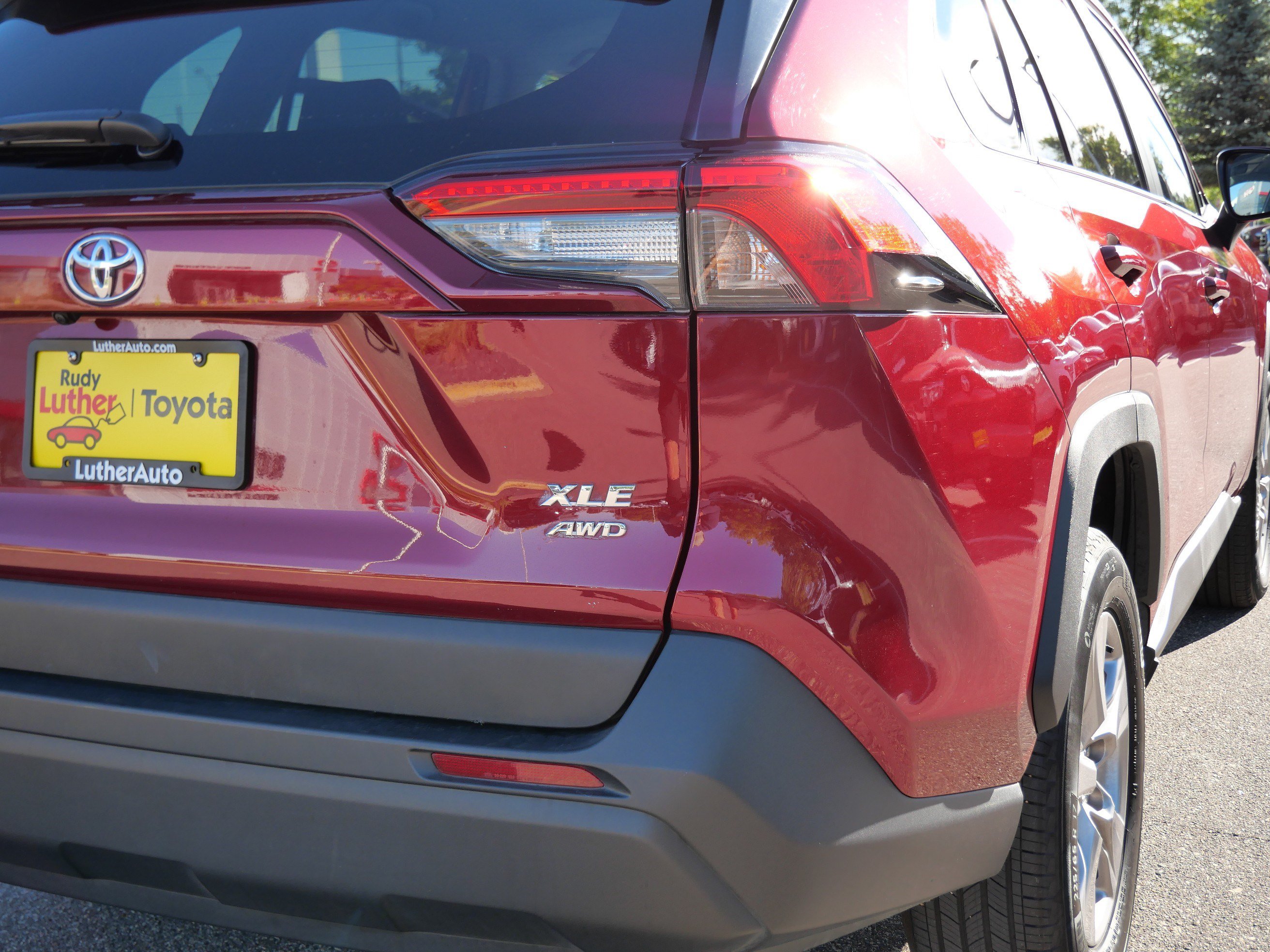 Certified 2025 Toyota RAV4 XLE AWD/4WD image 18