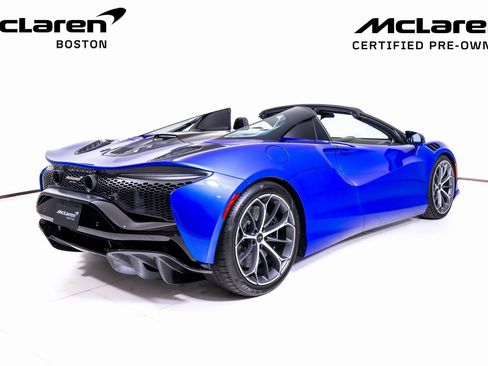 Used 2025 McLaren Artura Spider RWD image 7