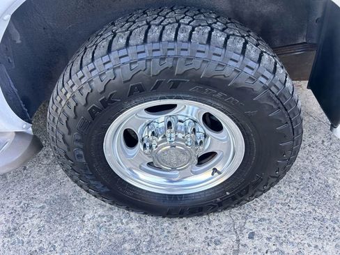 Used 2000 Ford Excursion Limited image 32