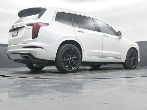 Used 2024 Cadillac XT6 Premium Luxury w/ Technology Package image 38