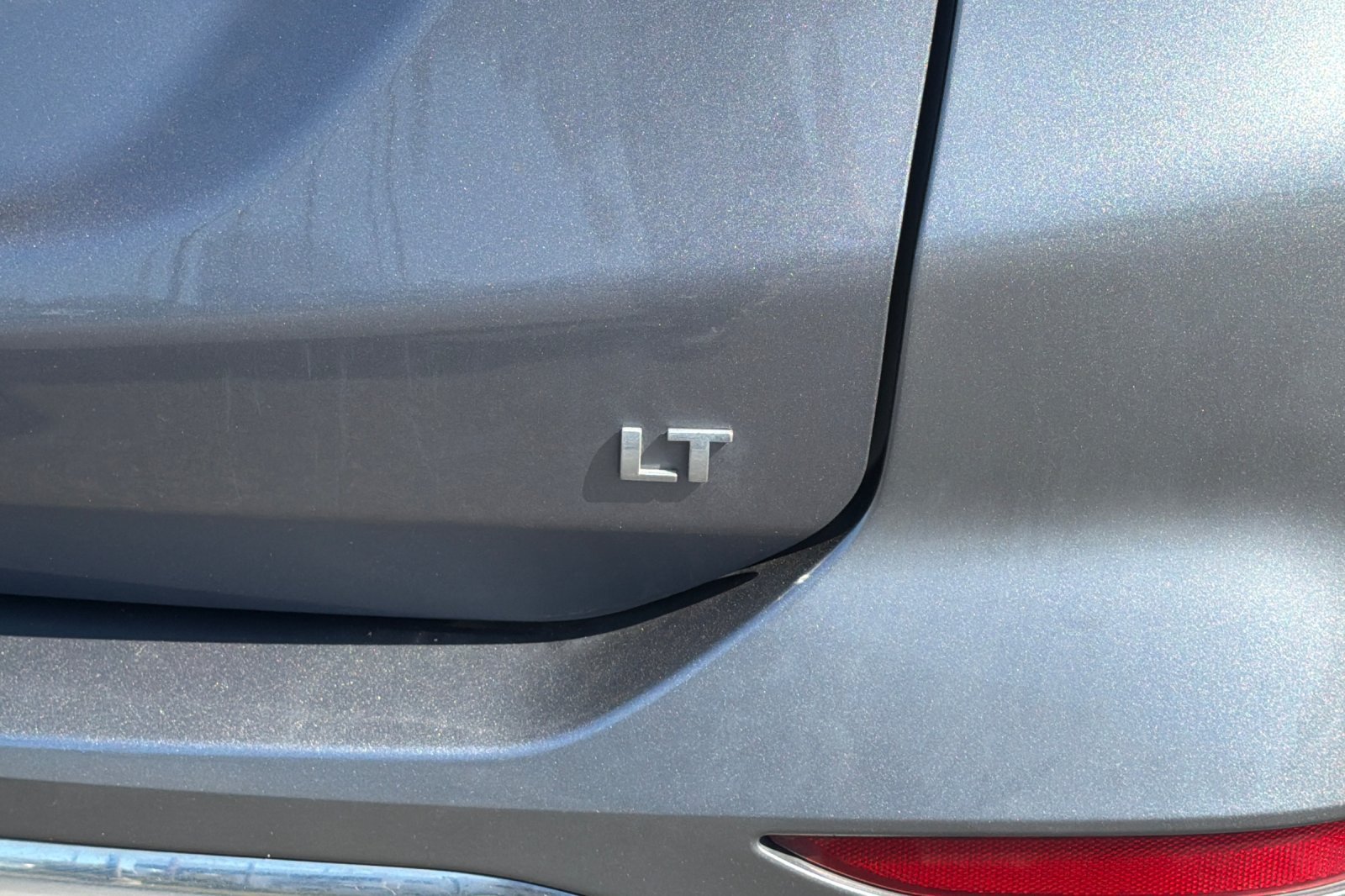 Used 2018 Chevrolet Equinox LT FWD image 40