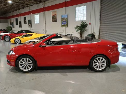 Used 2012 Volkswagen Eos Komfort FWD image 4