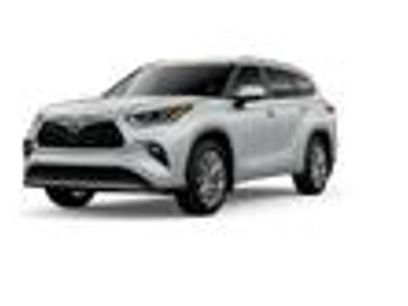 New 2026 Toyota Highlander Platinum