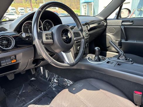 Used 2008 MAZDA MX-5 Miata Touring w/ Suspension Pkg image 22