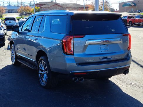 Used 2024 GMC Yukon Denali image 3