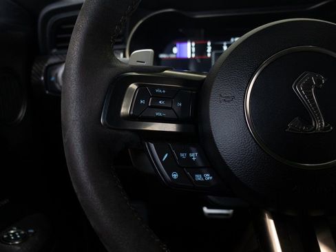 Used 2021 Ford Mustang Shelby GT500 w/ Carbon Fiber Track Pack image 29