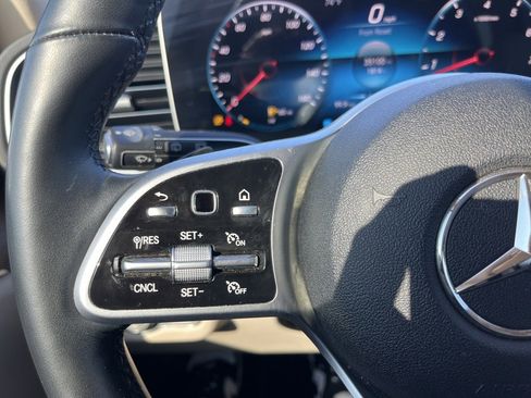 Used 2021 Mercedes-Benz GLS 450 4MATIC image 15