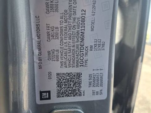 Used 2021 Chevrolet Colorado Z71 w/ Safety Package AWD/4WD image 27