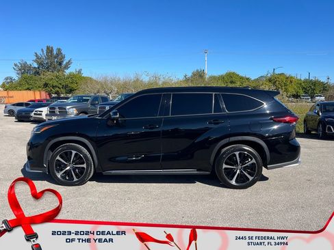 Used 2022 Toyota Highlander XSE image 4