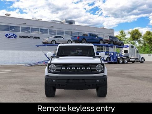 New 2026 Ford Bronco Outer Banks AWD/4WD image 6