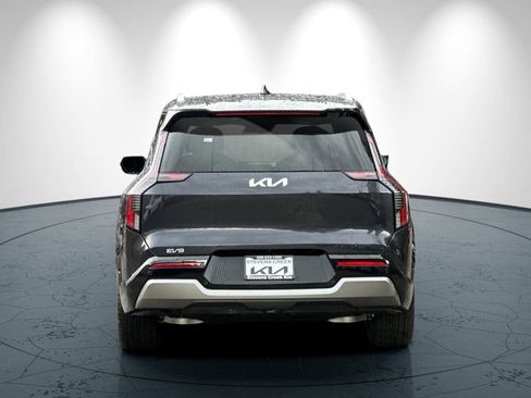New 2026 Kia EV9 Land AWD/4WD image 5