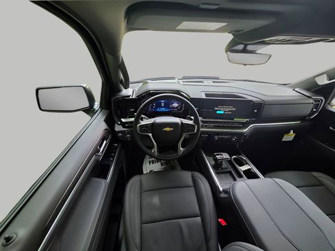 New 2026 Chevrolet Silverado 1500 LTZ w/ LTZ Premium Package AWD/4WD image 15
