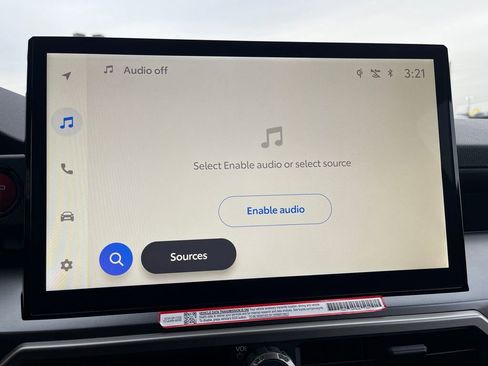 Certified 2025 Toyota 4Runner TRD Off-Road Premium image 25