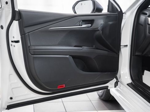 New 2026 Toyota Camry SE image 36