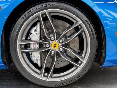 Used 2018 Ferrari 488 Spider RWD image 28