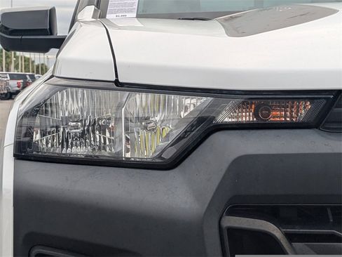 Certified 2023 Chevrolet Colorado Trail Boss w/ Technology Package image 12