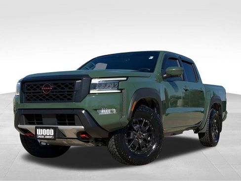 Used 2022 Nissan Frontier PRO-4X w/ Pro-4X Premium Package image 2