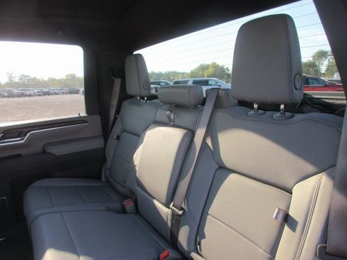 New 2026 GMC Sierra 2500 SLT AWD/4WD image 14