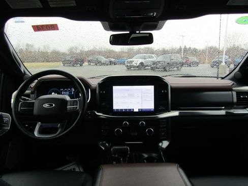 Used 2023 Ford F150 Lariat image 18