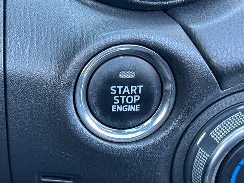 Used 2018 MAZDA MX-5 Miata Grand Touring image 21