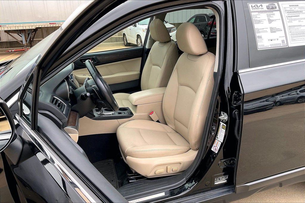 Used 2018 Subaru Outback 3.6R Limited AWD/4WD image 24