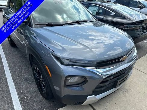 Used 2022 Chevrolet TrailBlazer LT AWD/4WD image 1