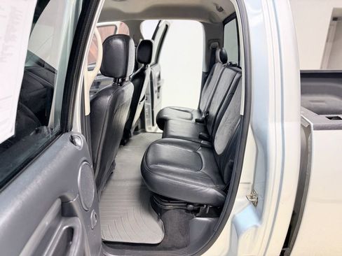 Used 2004 Dodge Ram 2500 Truck SLT w/ Trailer Tow Group image 34