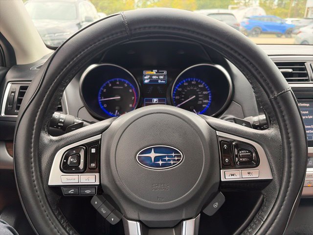 Used 2017 Subaru Outback 2.5i Touring AWD/4WD image 18