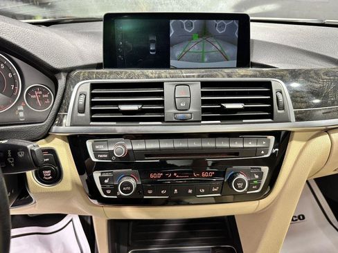 Used 2017 BMW 330i Sedan RWD image 17