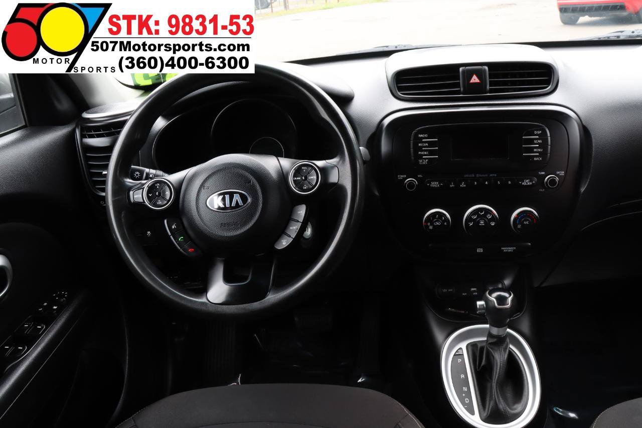 Used 2016 Kia Soul FWD image 18