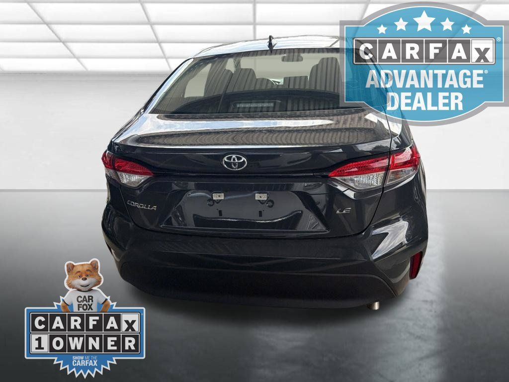 Used 2025 Toyota Corolla LE FWD image 3